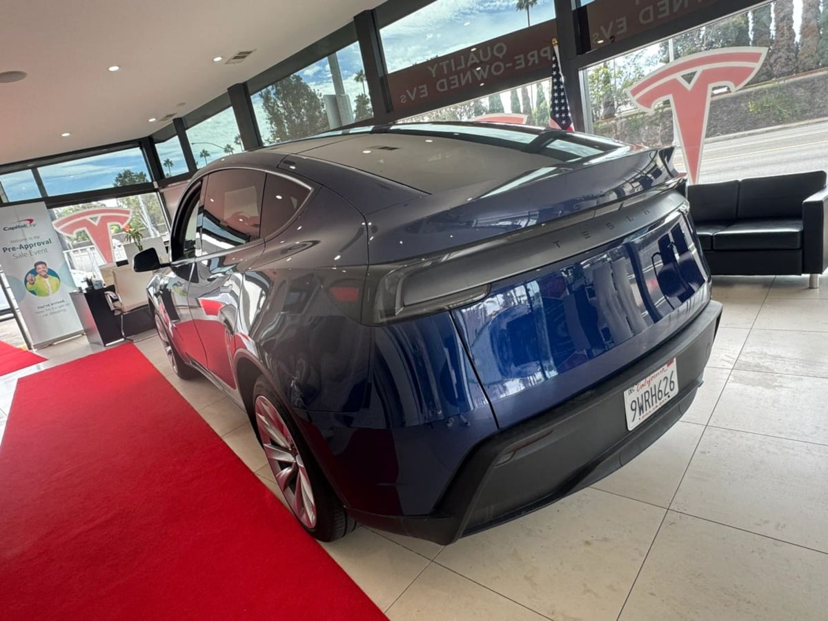 Photo 6 of this Tesla Model Y