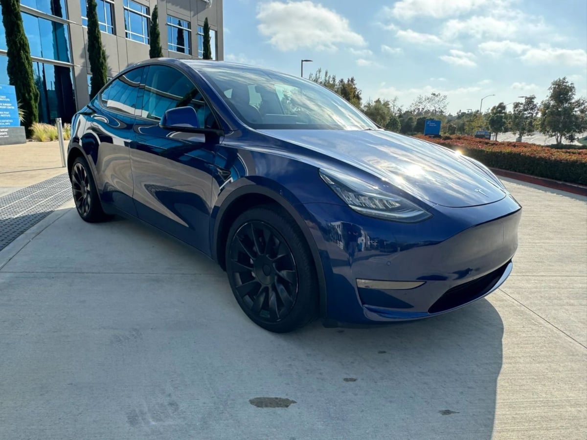 Photo 3 of this Tesla Model Y