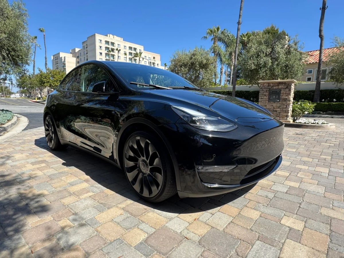 Photo 3 of this Tesla Model Y