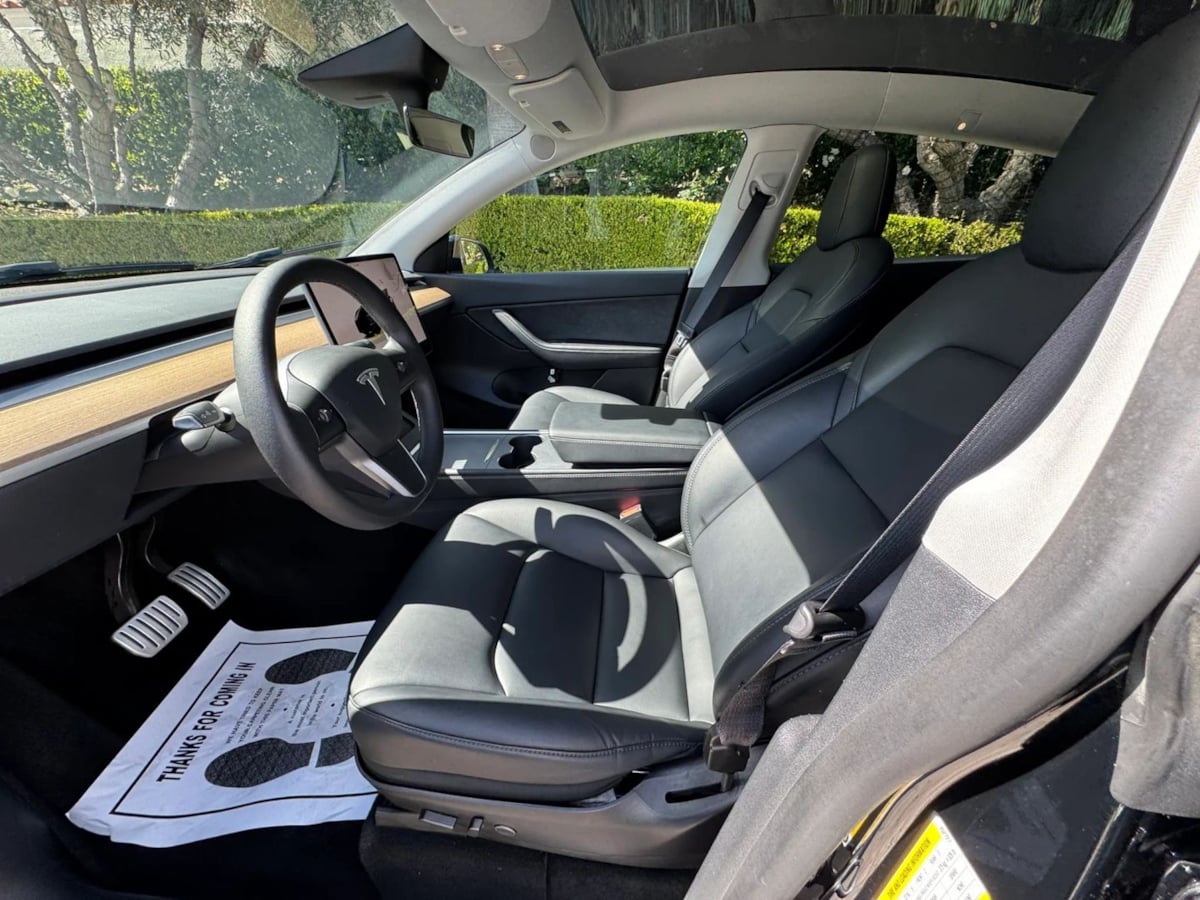Photo 9 of this Tesla Model Y