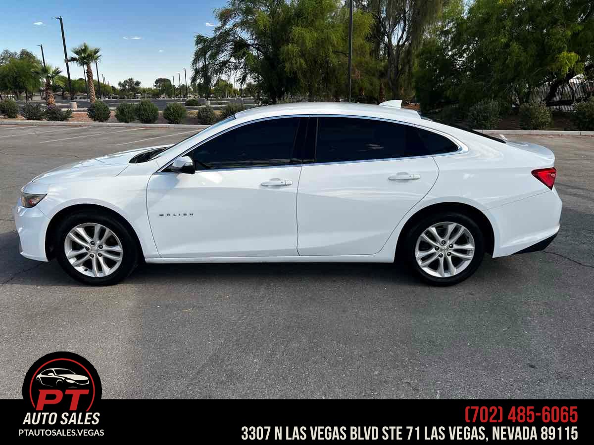 2018 Chevrolet Malibu 1LT - Photo 2
