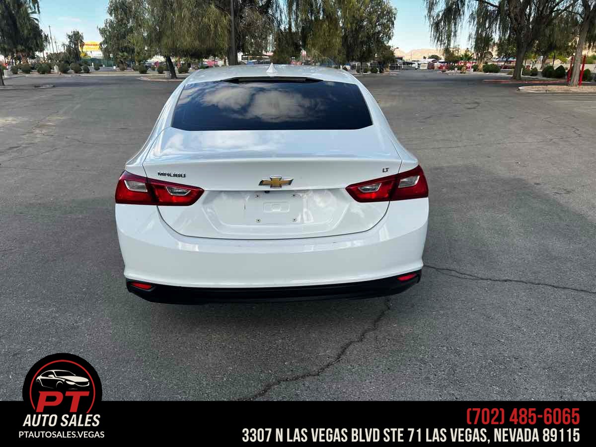 2018 Chevrolet Malibu 1LT - Photo 4