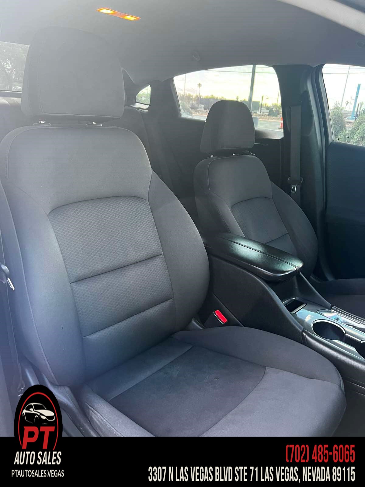 2018 Chevrolet Malibu 1LT - Photo 12