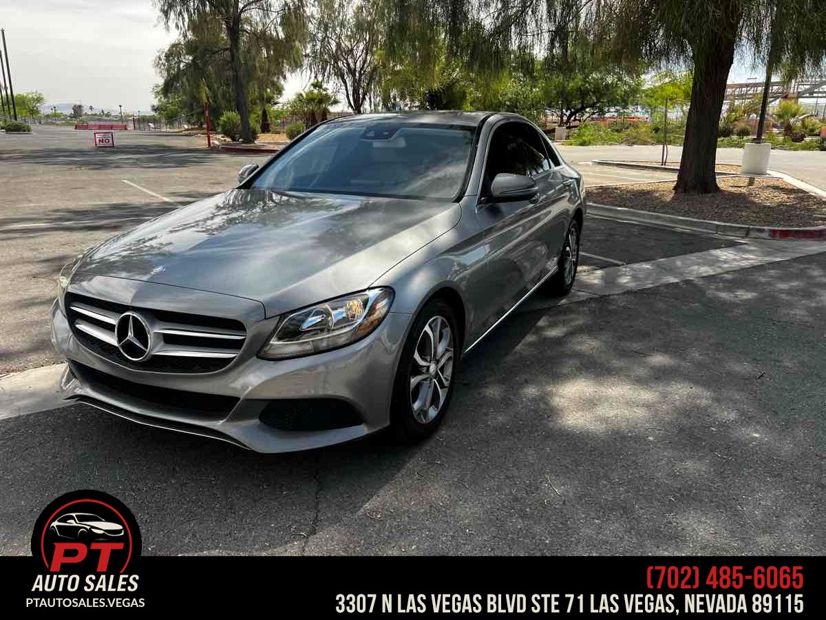2016 Mercedes-Benz C-Class C300's photo