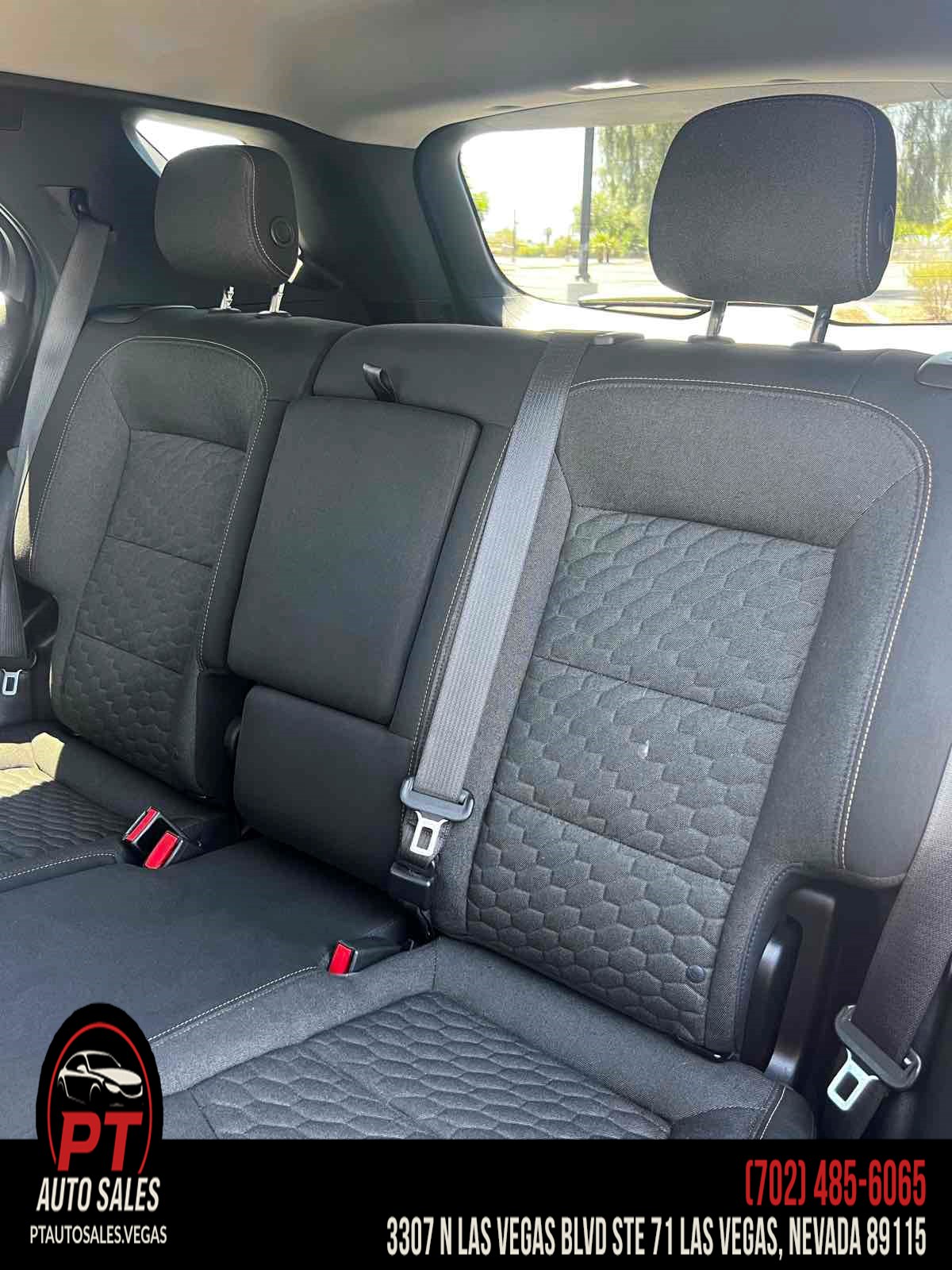 Photo 10 of this Chevrolet Equinox