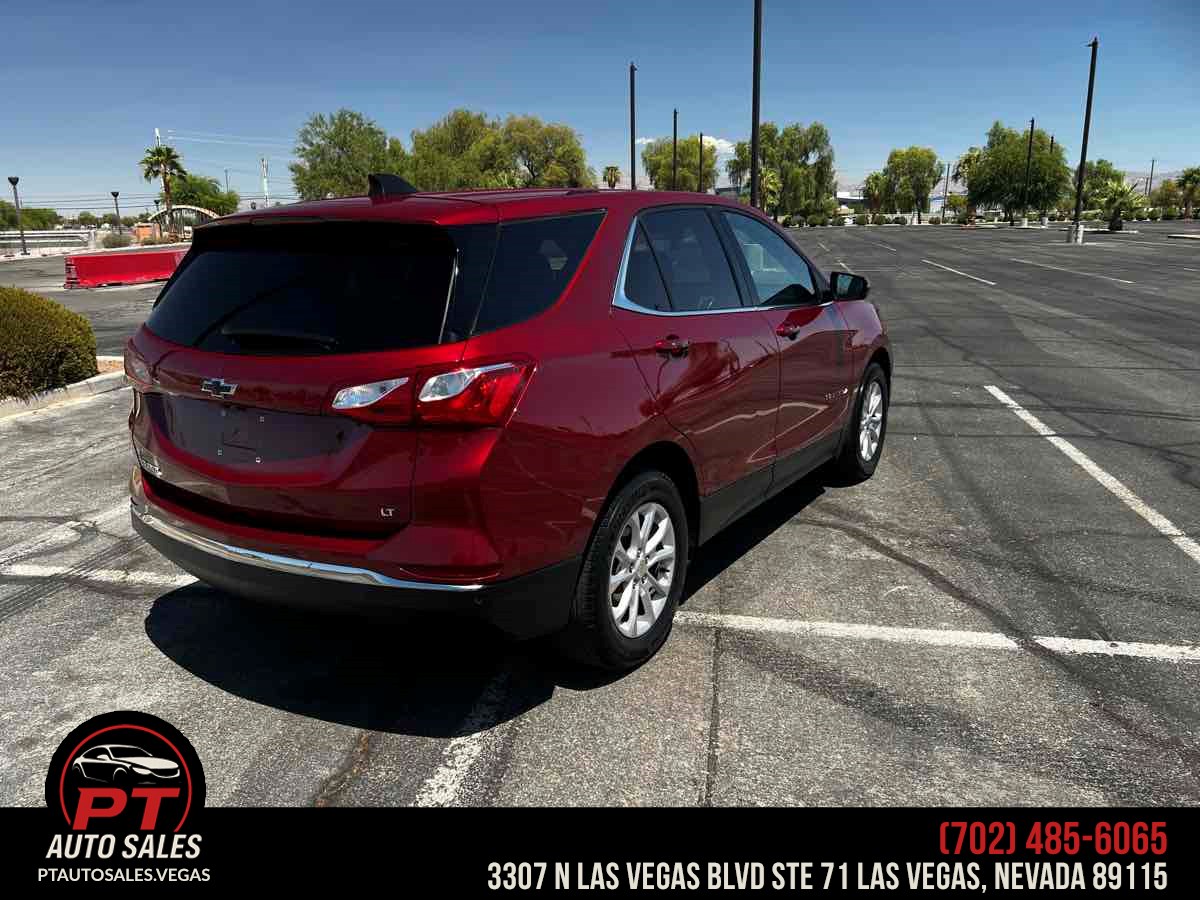 Photo 5 of this Chevrolet Equinox