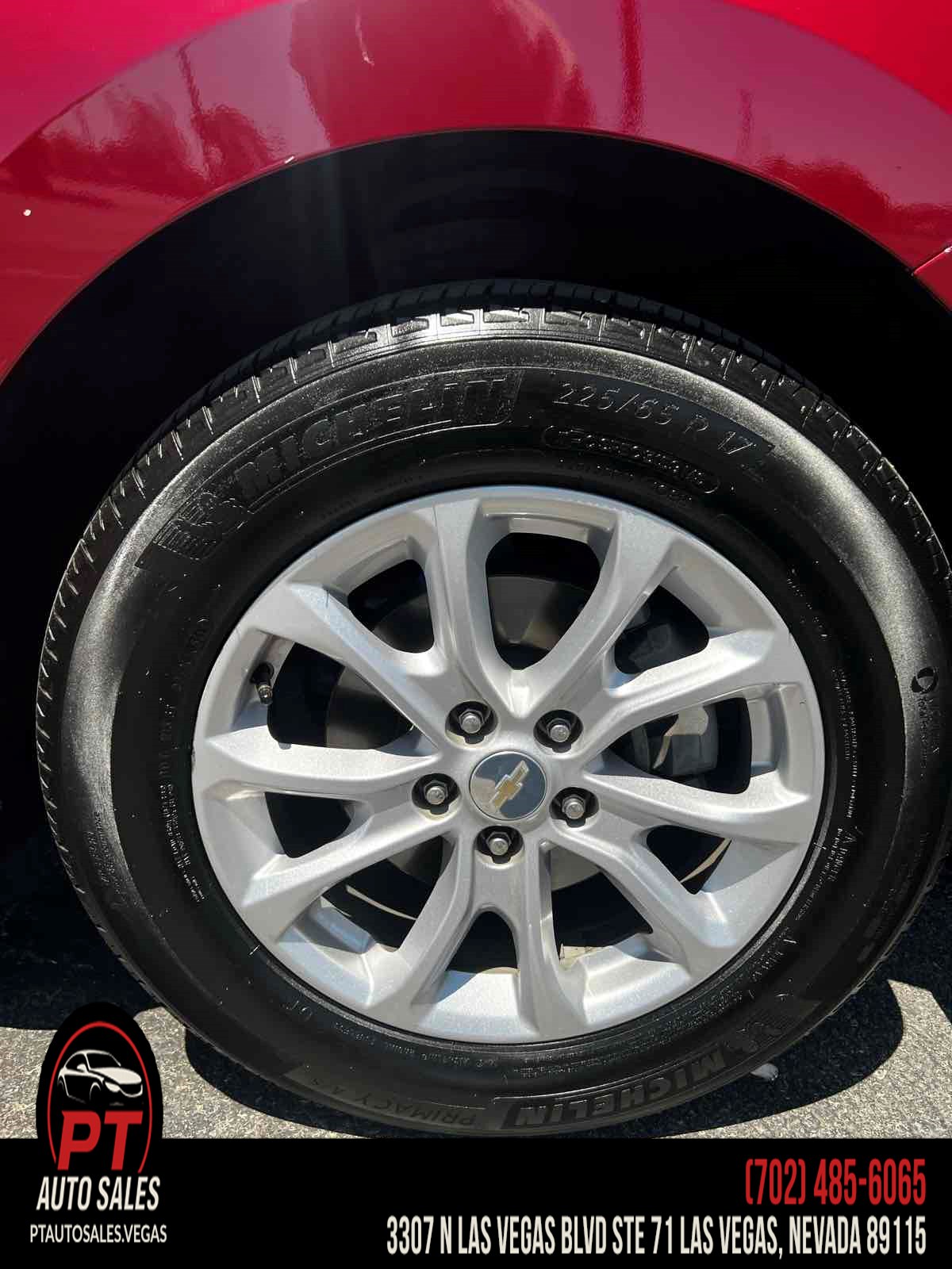 Photo 20 of this Chevrolet Equinox