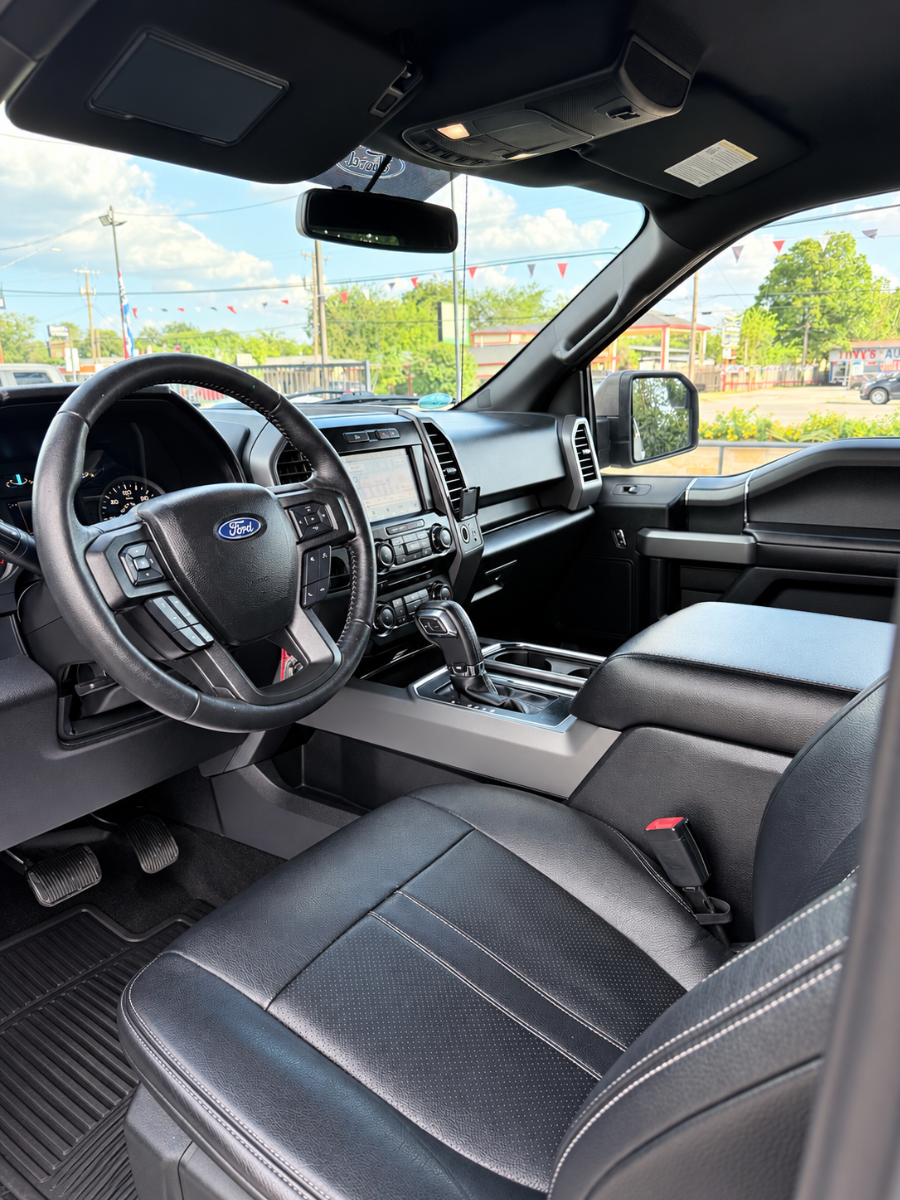 Photo 3 of this Ford F-150