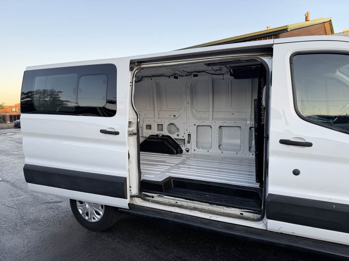 2019 Ford Transit Van Base - Photo 8
