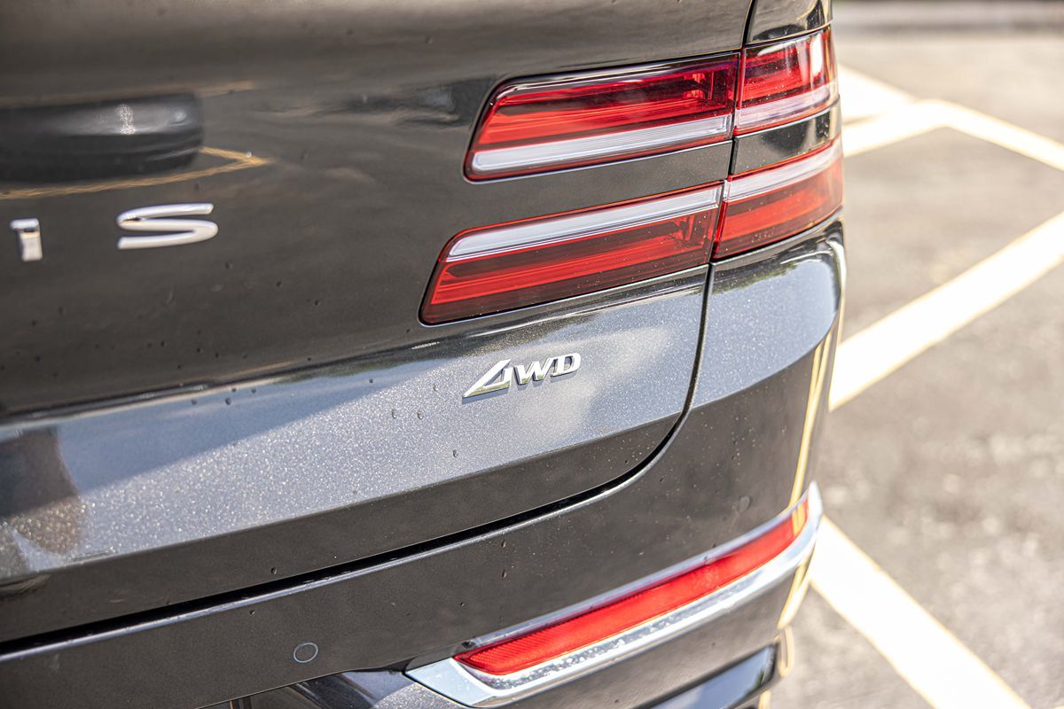 2024 GENESIS GV80 Standard - Photo 16