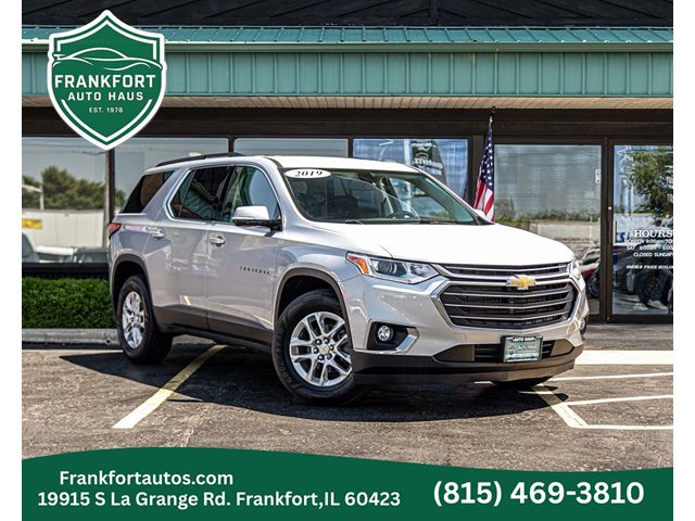 Silver Ice Metallic 2019 Chevrolet Traverse SUV / Crossover Front-Wheel Drive Automatic