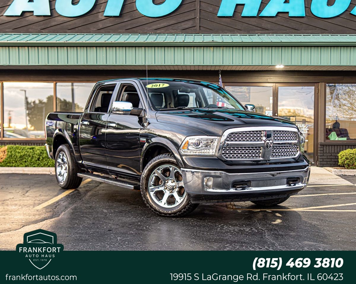2017 RAM 1500 Laramie 4x4 Crew Cab 5'7's photo