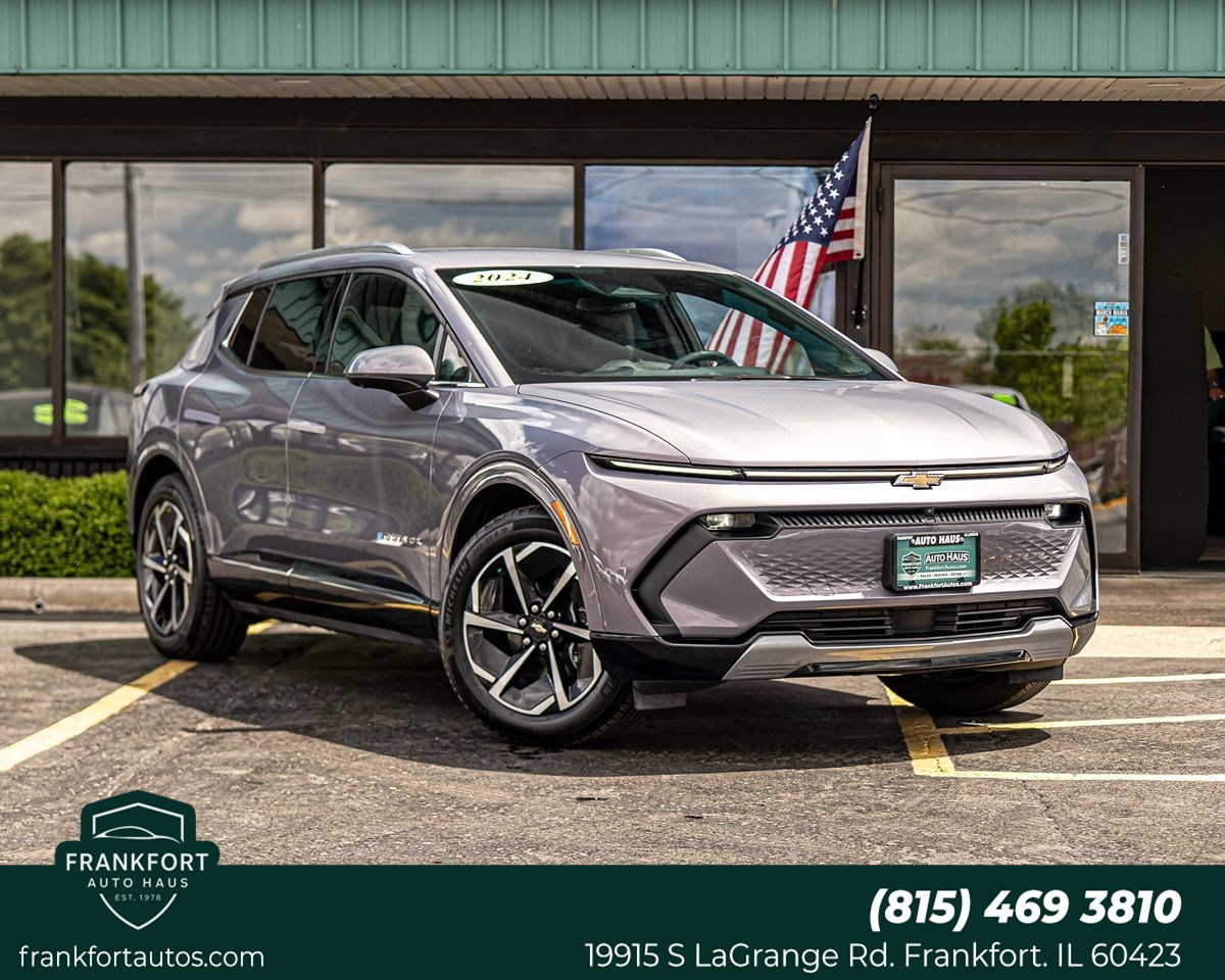 2024 Chevrolet Equinox EV 2LT FWD's photo