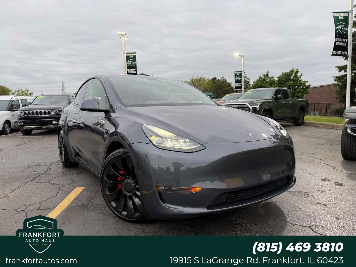 2022 Tesla Model Y Performance Dual Motor All-Wheel Drive's photo