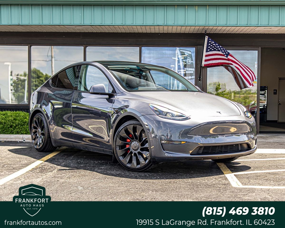 2022 Tesla Model Y Performance Dual Motor All-Wheel Drive's photo