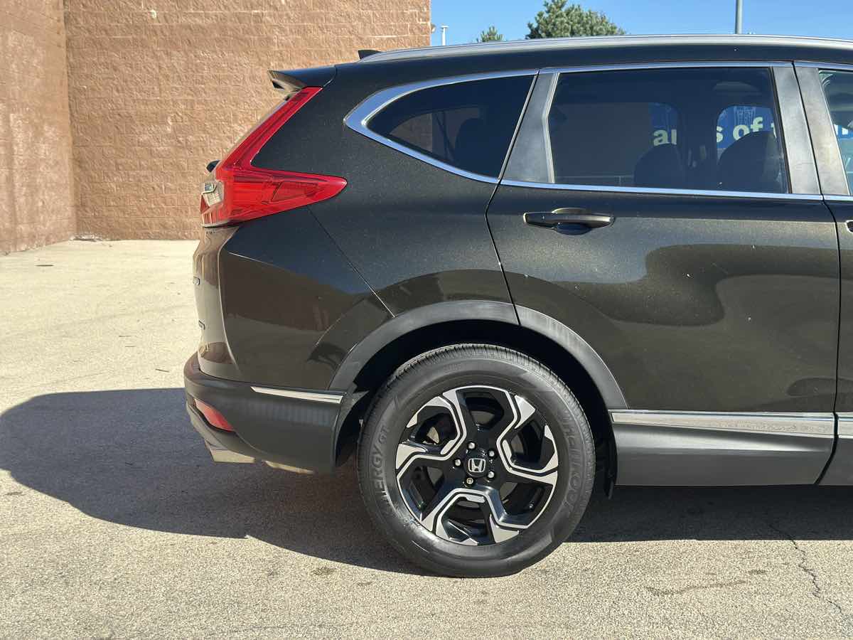 Photo 11 of this Honda CR-V