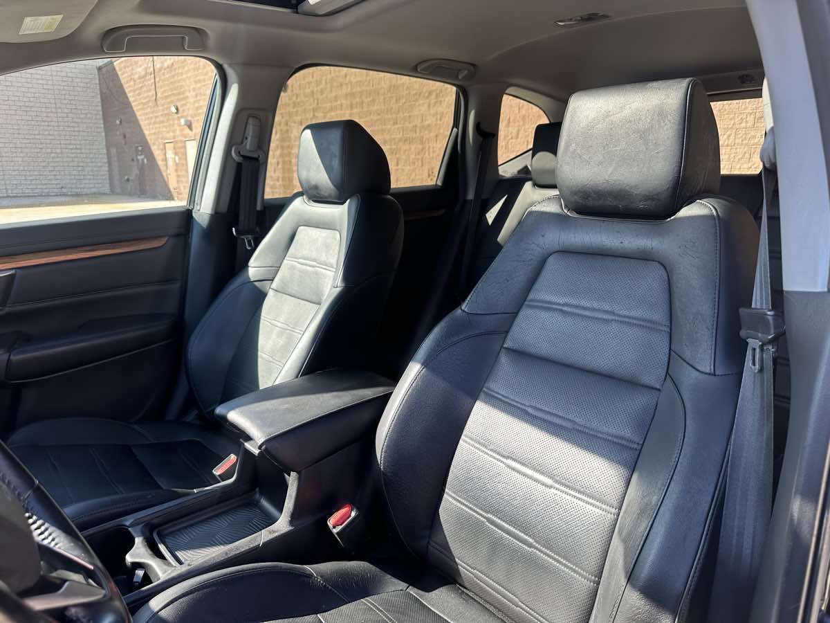 Photo 14 of this Honda CR-V