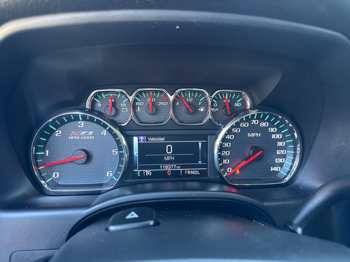 Photo 24 of this Chevrolet Silverado 1500