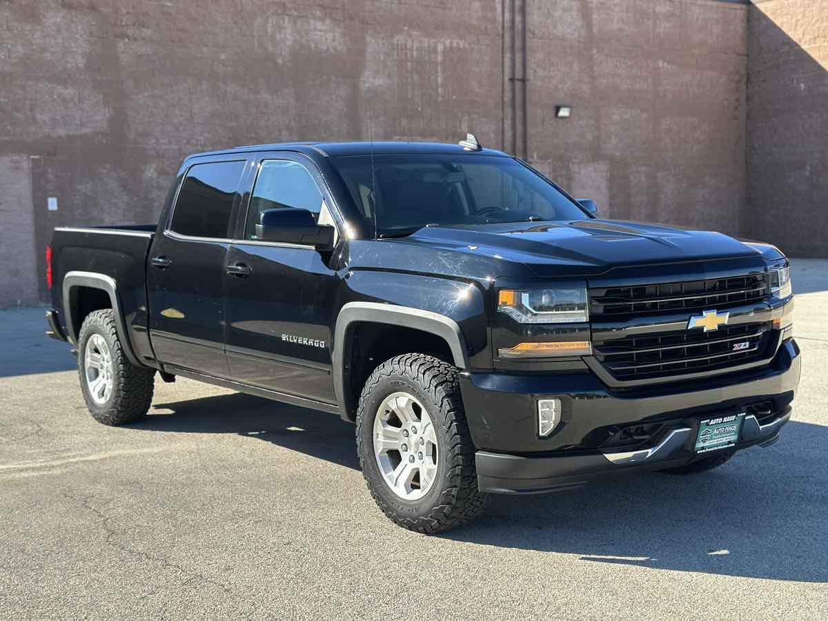 Photo 32 of this Chevrolet Silverado 1500