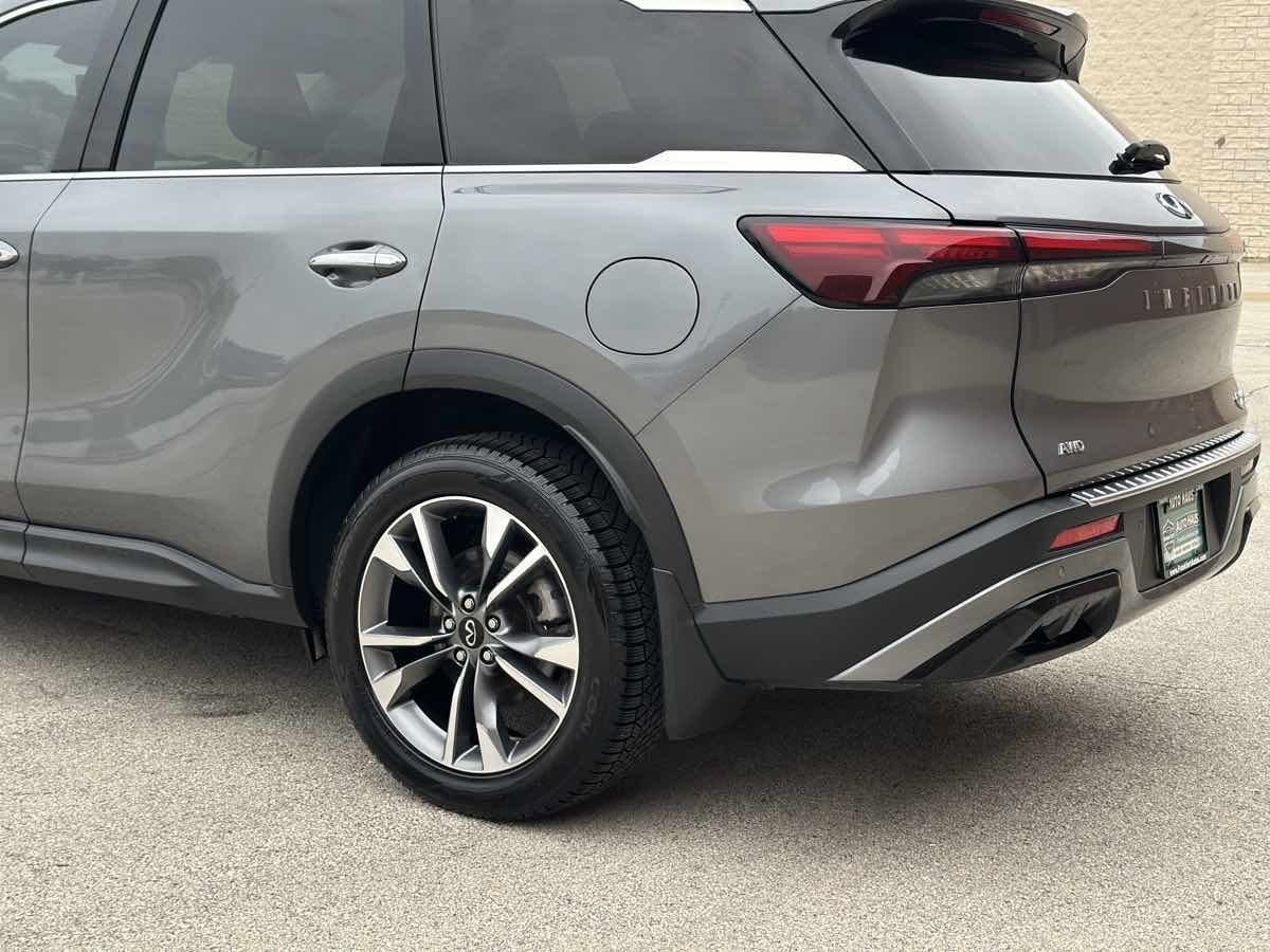 Photo 7 of this INFINITI QX60