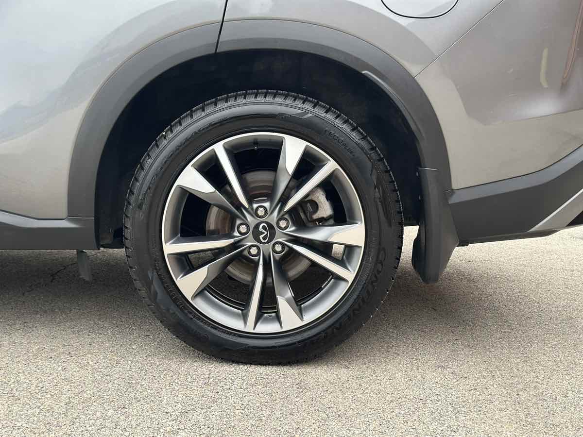 Photo 8 of this INFINITI QX60