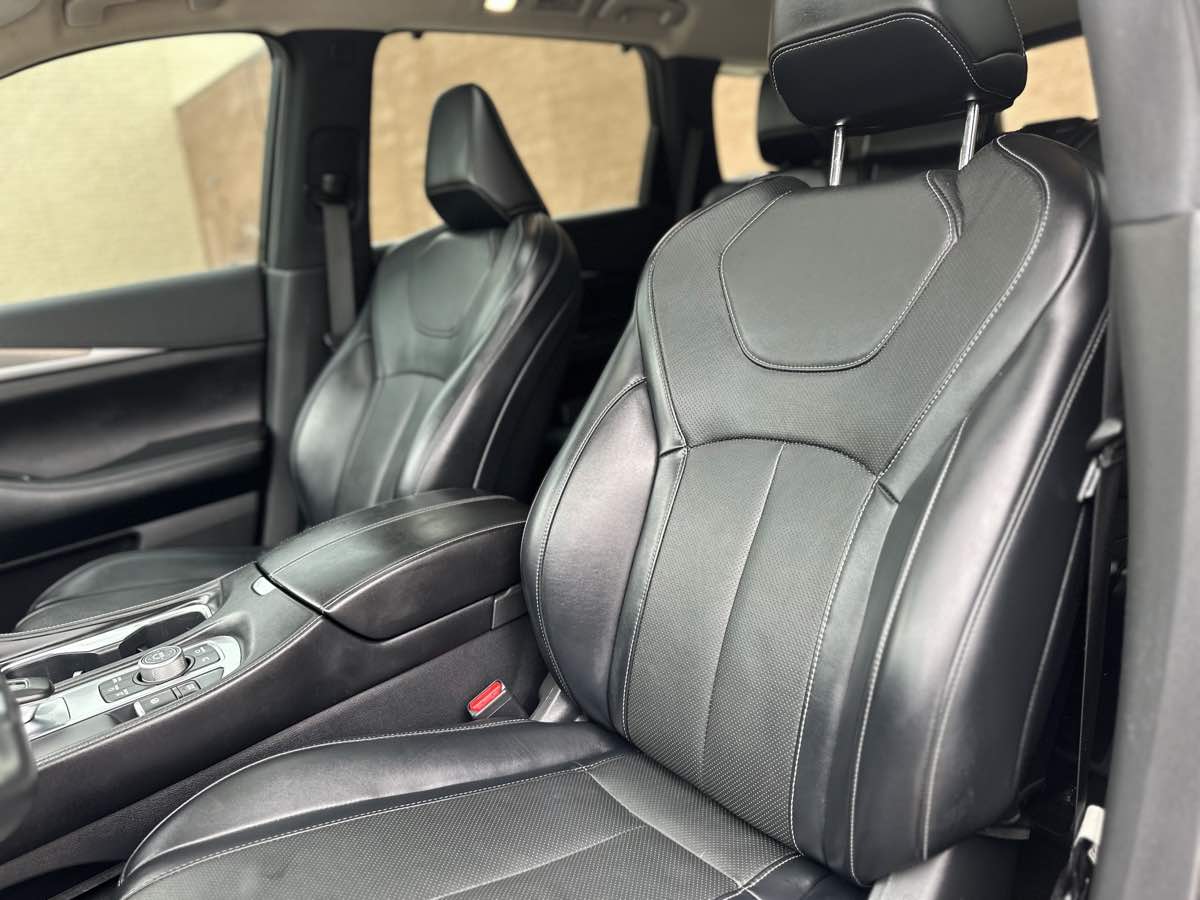 Photo 22 of this INFINITI QX60