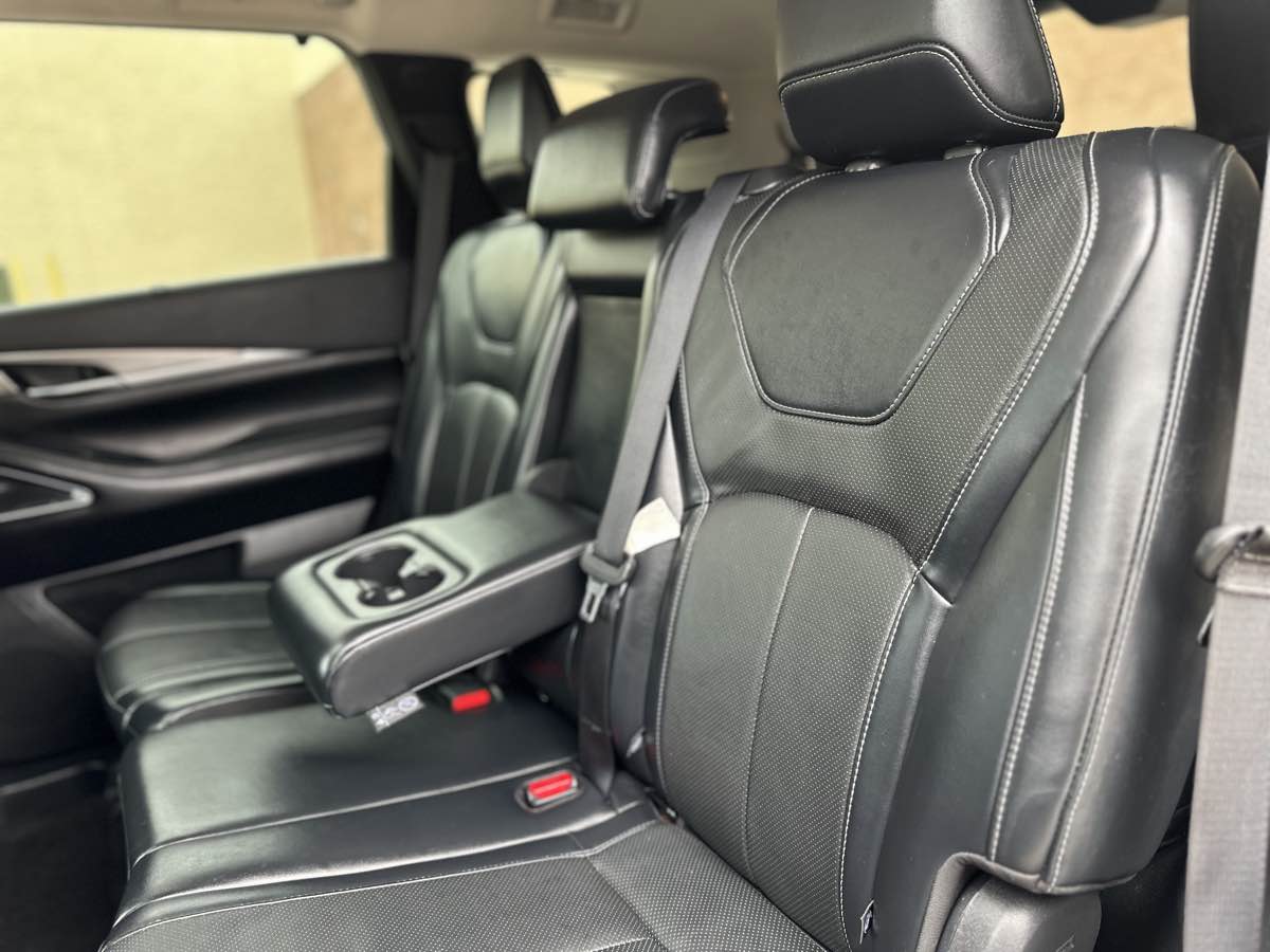 Photo 24 of this INFINITI QX60