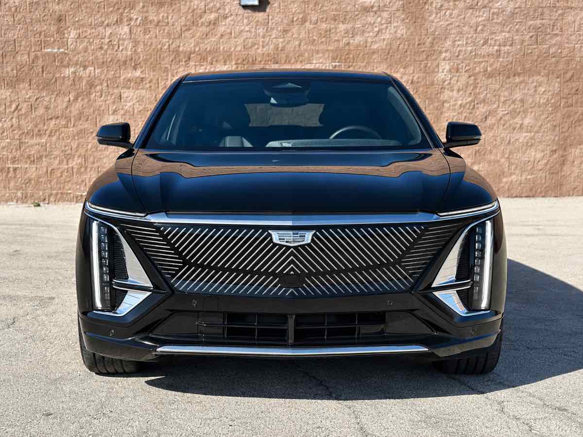 Photo 3 of this Cadillac LYRIQ