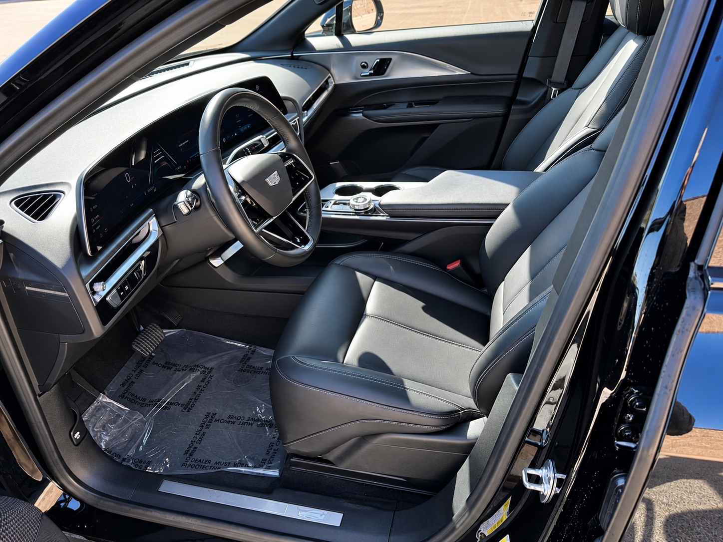 Photo 10 of this Cadillac LYRIQ