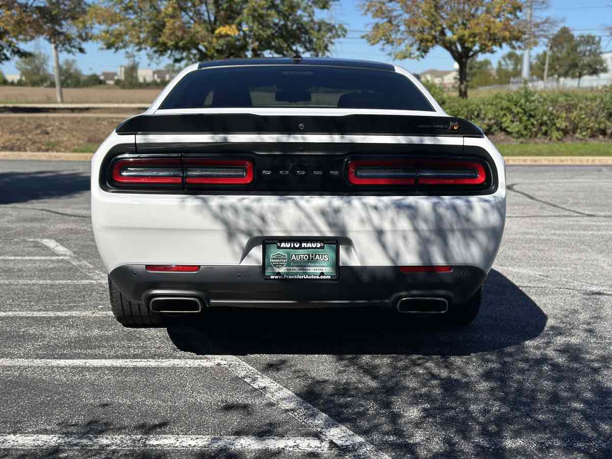 Photo 9 of this Dodge Challenger