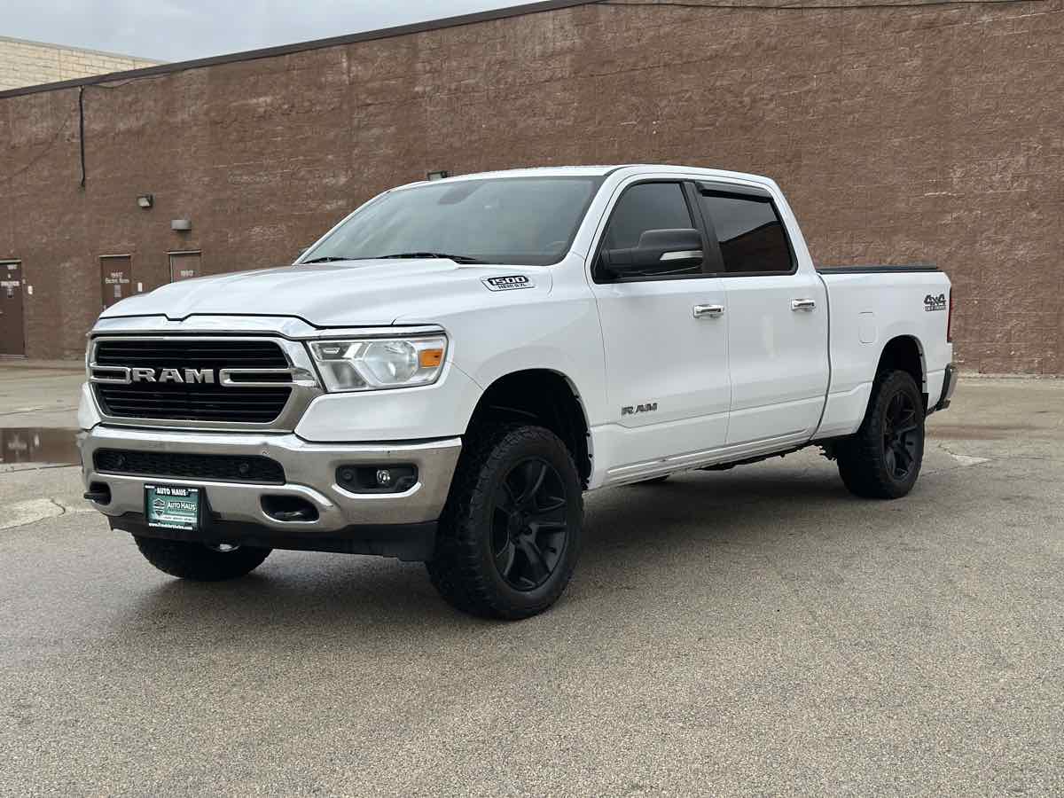Photo 5 of this Ram 1500