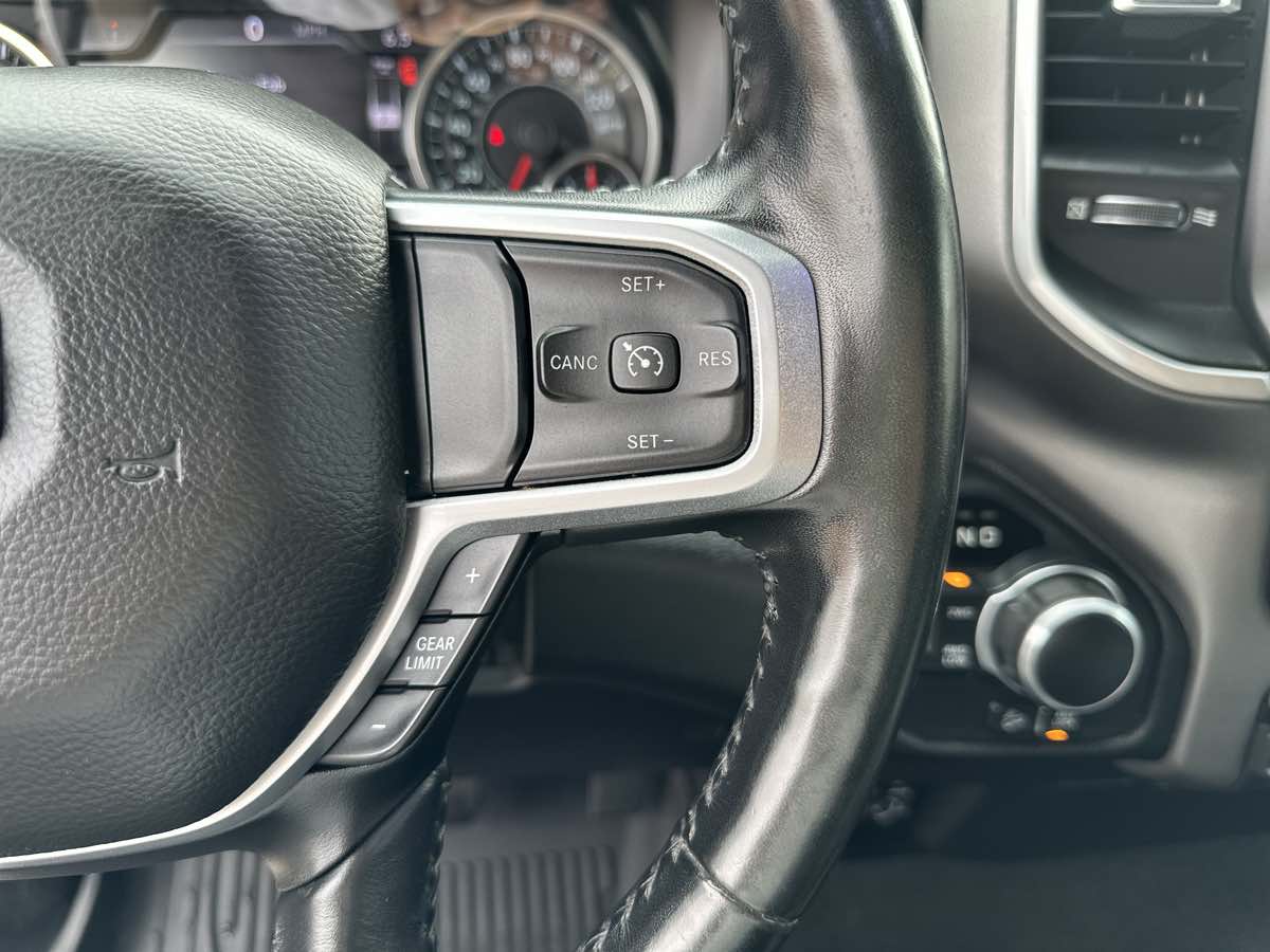 Photo 24 of this Ram 1500
