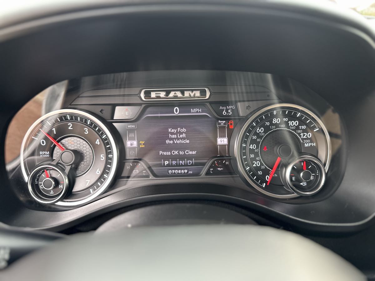 Photo 26 of this Ram 1500