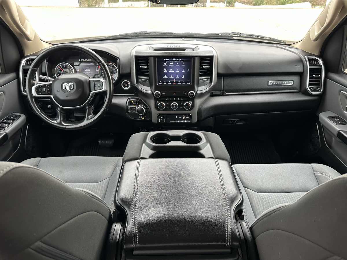 Photo 35 of this Ram 1500