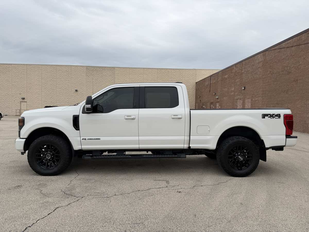 Photo 9 of this Ford Super Duty F-250 SRW