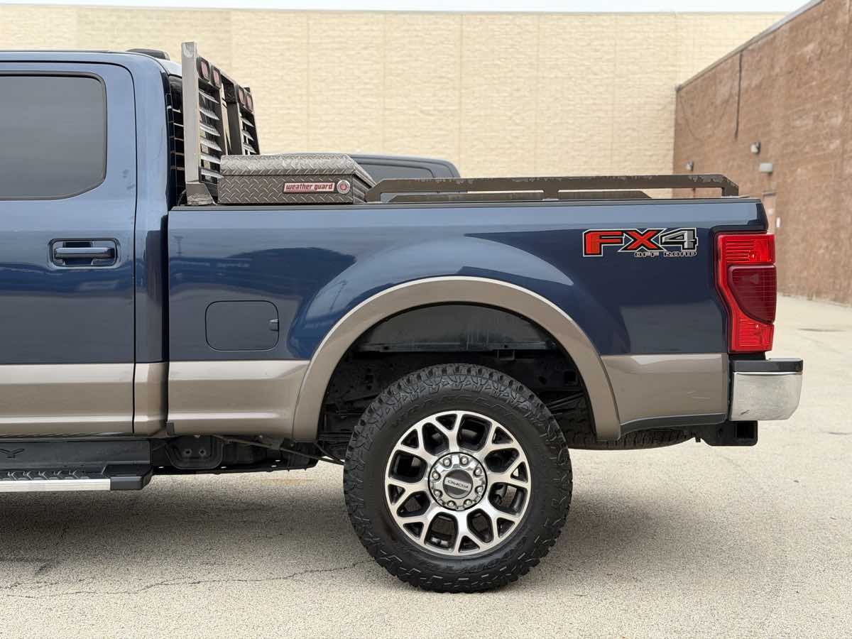 Photo 8 of this Ford Super Duty F-250 SRW
