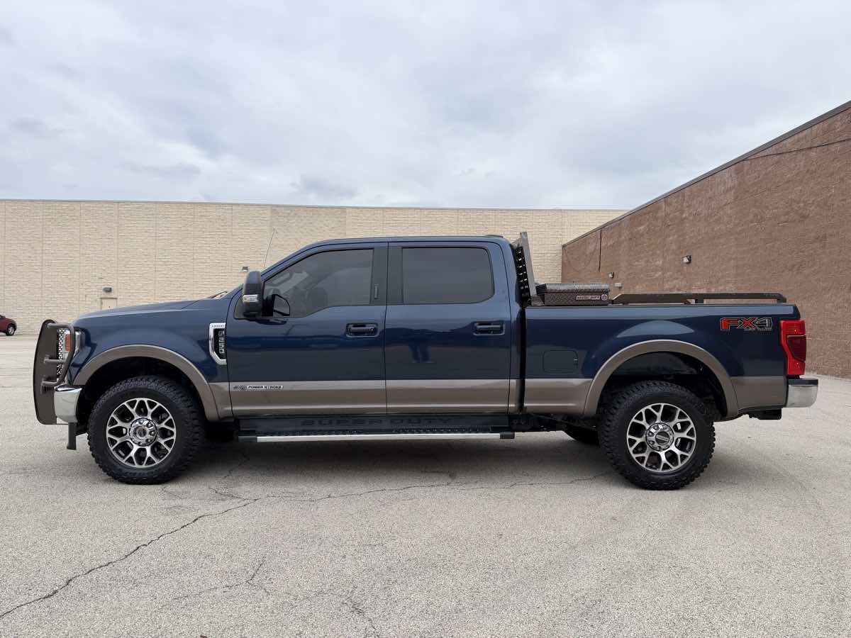 Photo 9 of this Ford Super Duty F-250 SRW