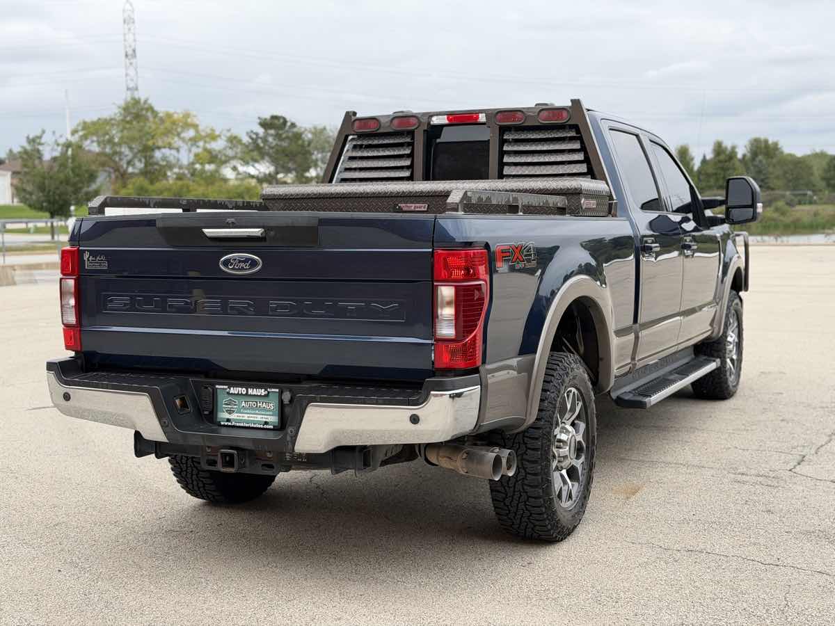 Photo 12 of this Ford Super Duty F-250 SRW