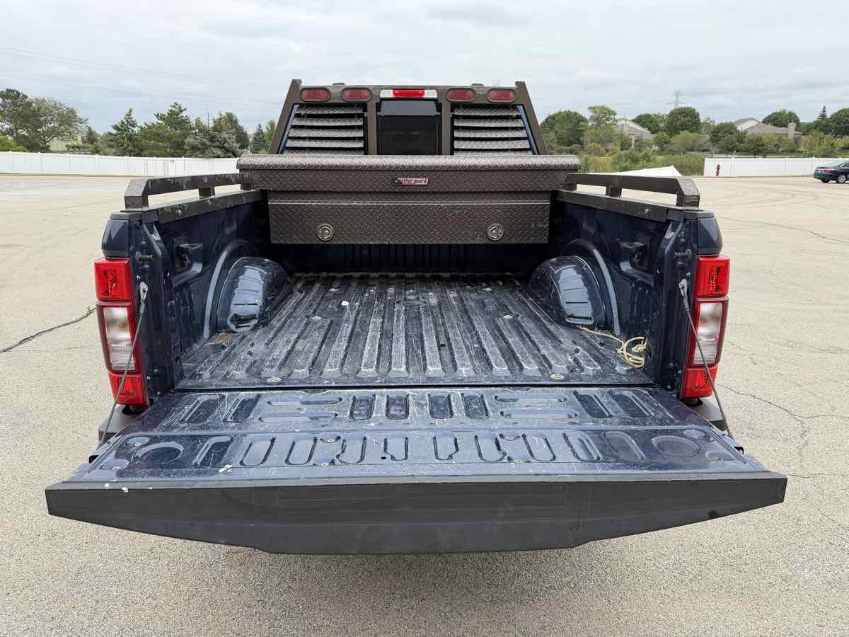 Photo 17 of this Ford Super Duty F-250 SRW