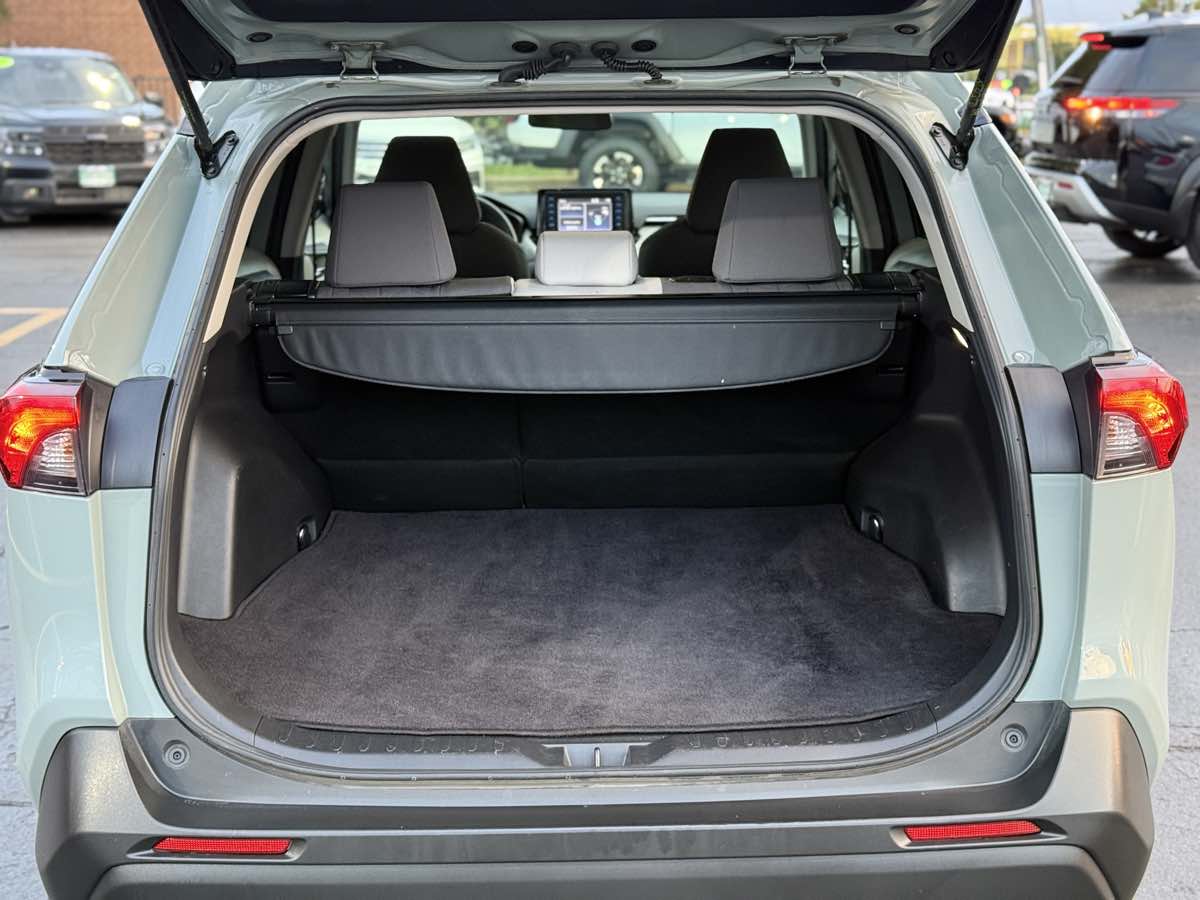 Photo 9 of this Toyota RAV4
