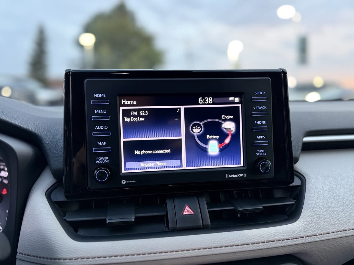 Photo 31 of this Toyota RAV4