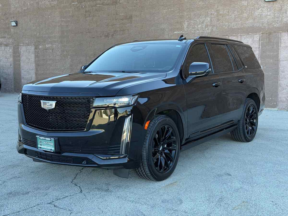 Photo 6 of this Cadillac Escalade