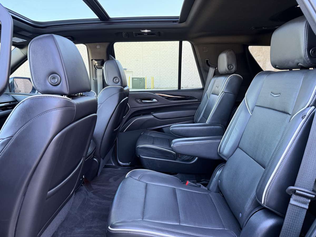 Photo 28 of this Cadillac Escalade