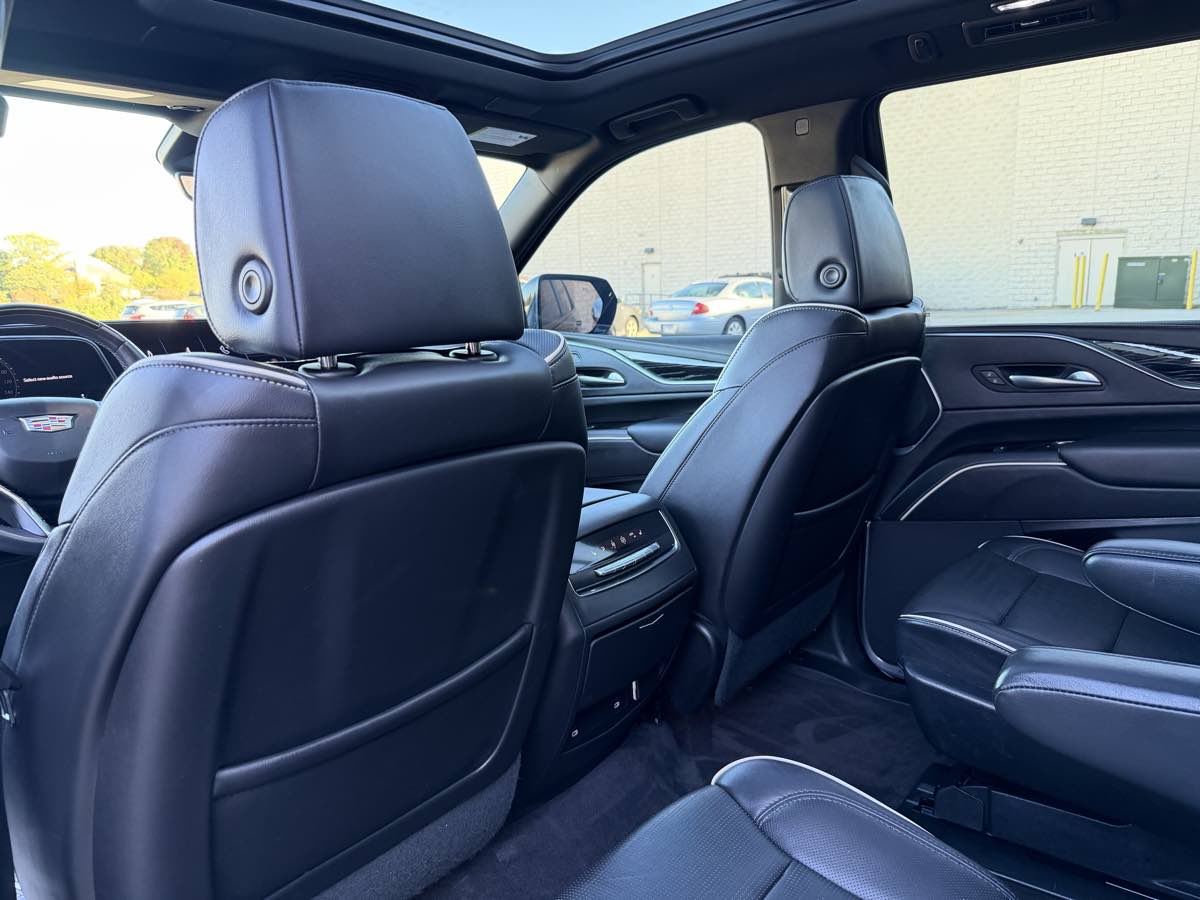 Photo 30 of this Cadillac Escalade