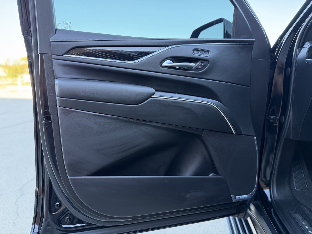 Photo 38 of this Cadillac Escalade