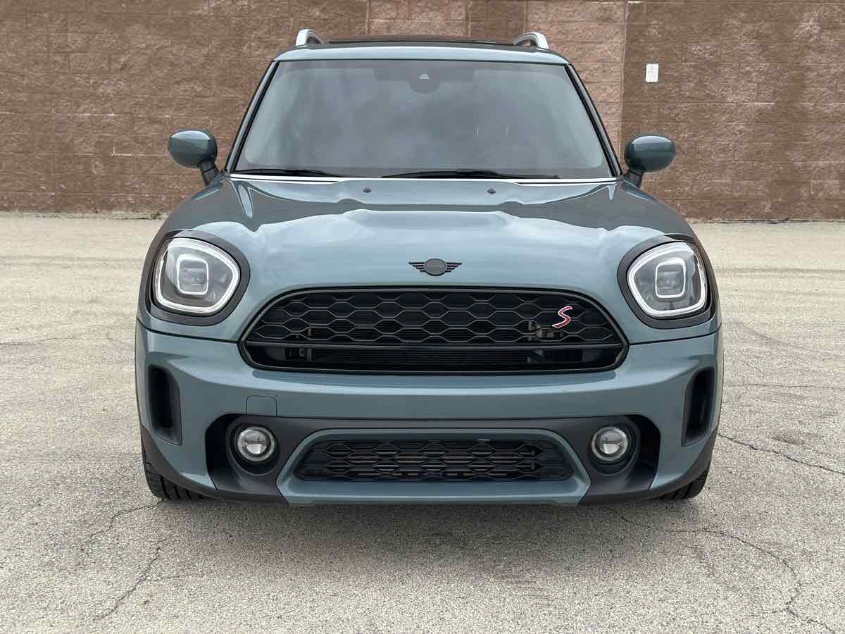 Photo 3 of this MINI Countryman