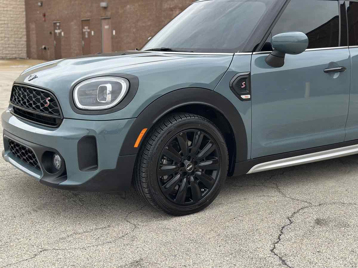 Photo 5 of this MINI Countryman