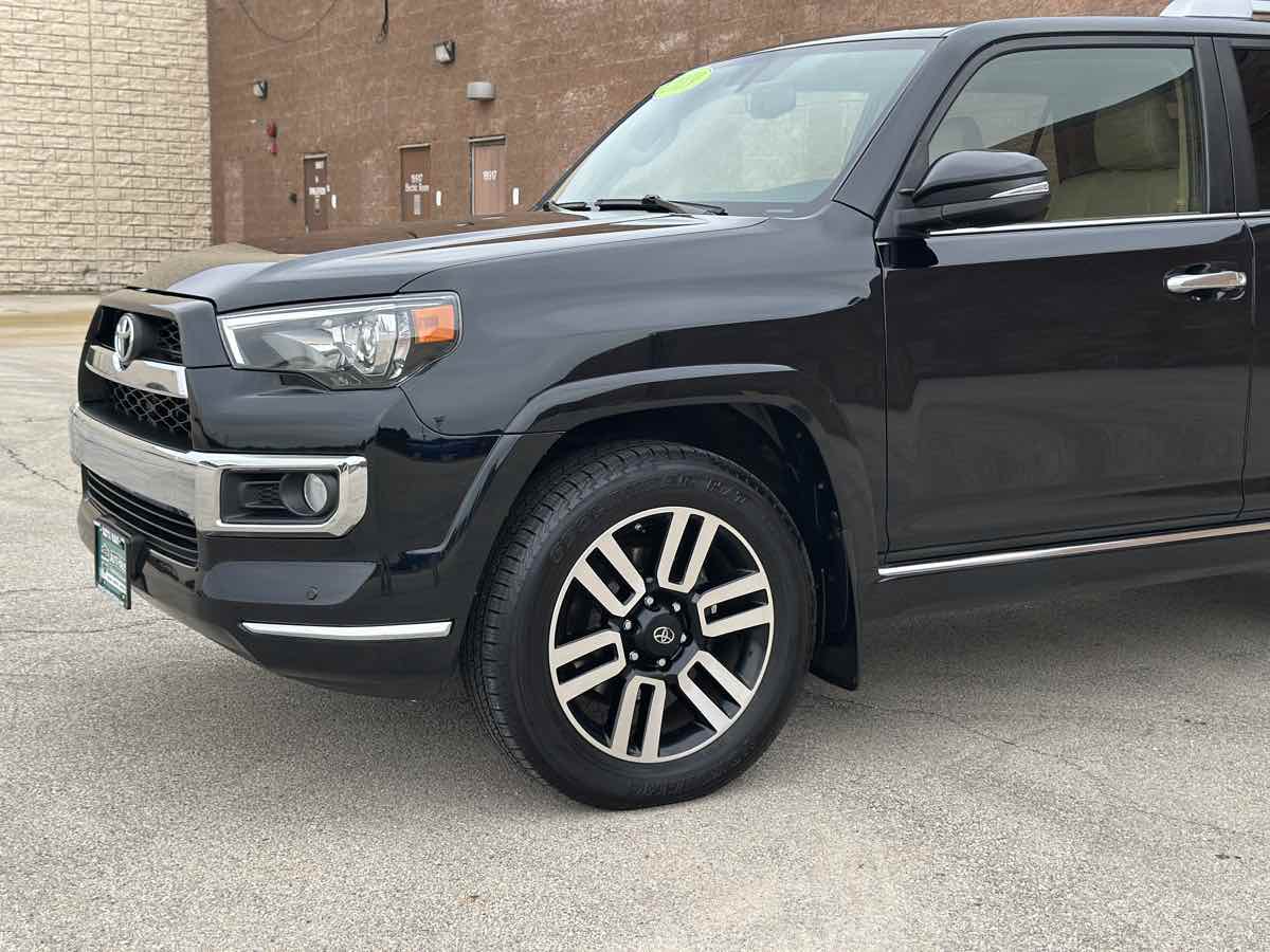 Photo 5 of this Toyota 4Runner