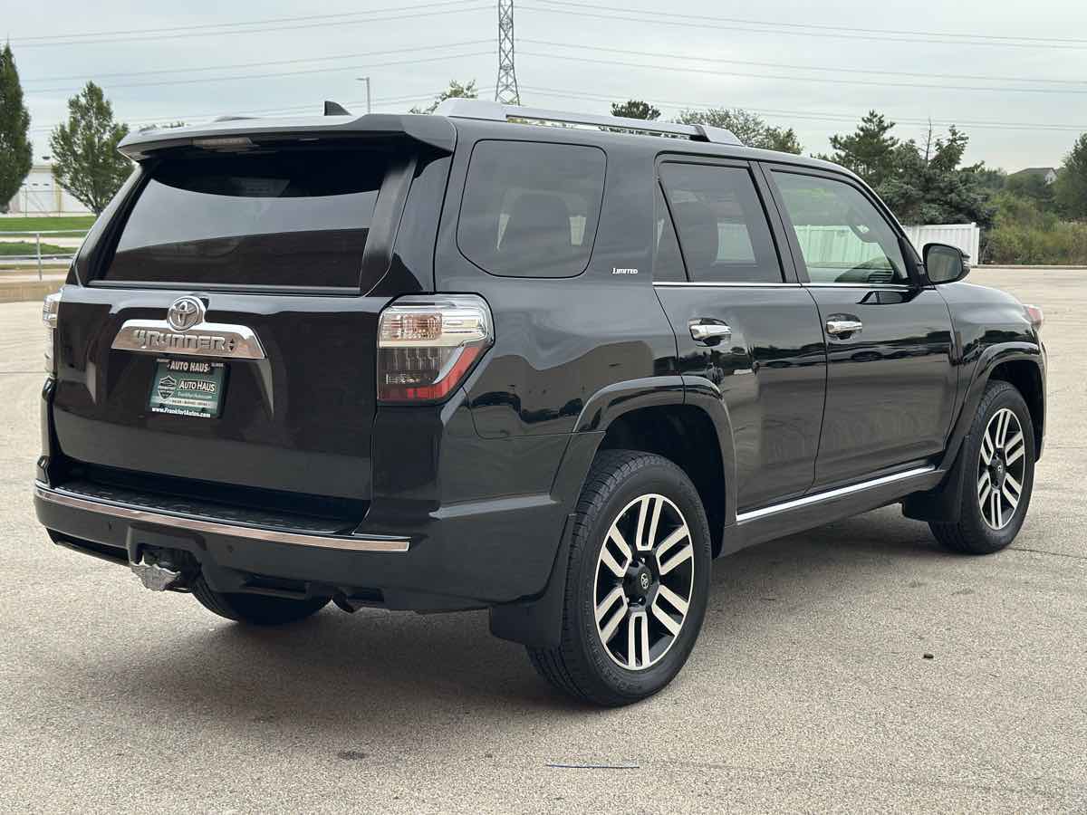 Photo 13 of this Toyota 4Runner