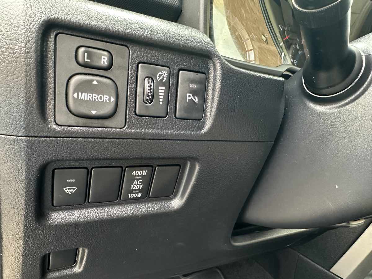 Photo 29 of this Toyota 4Runner
